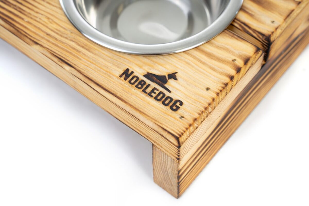 Drewniany stojak na miski dla psa NobleDog
