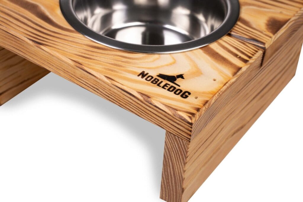 Stojak na miskę dla psa